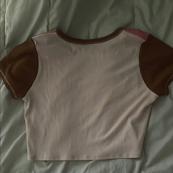 Colorblock Ribbed T-Shirt - Picture 3 of 3